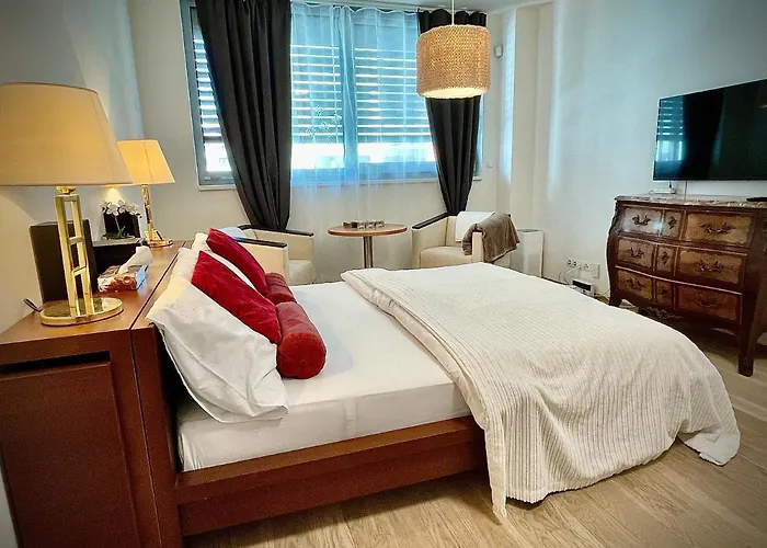 Harfa Apartment 30